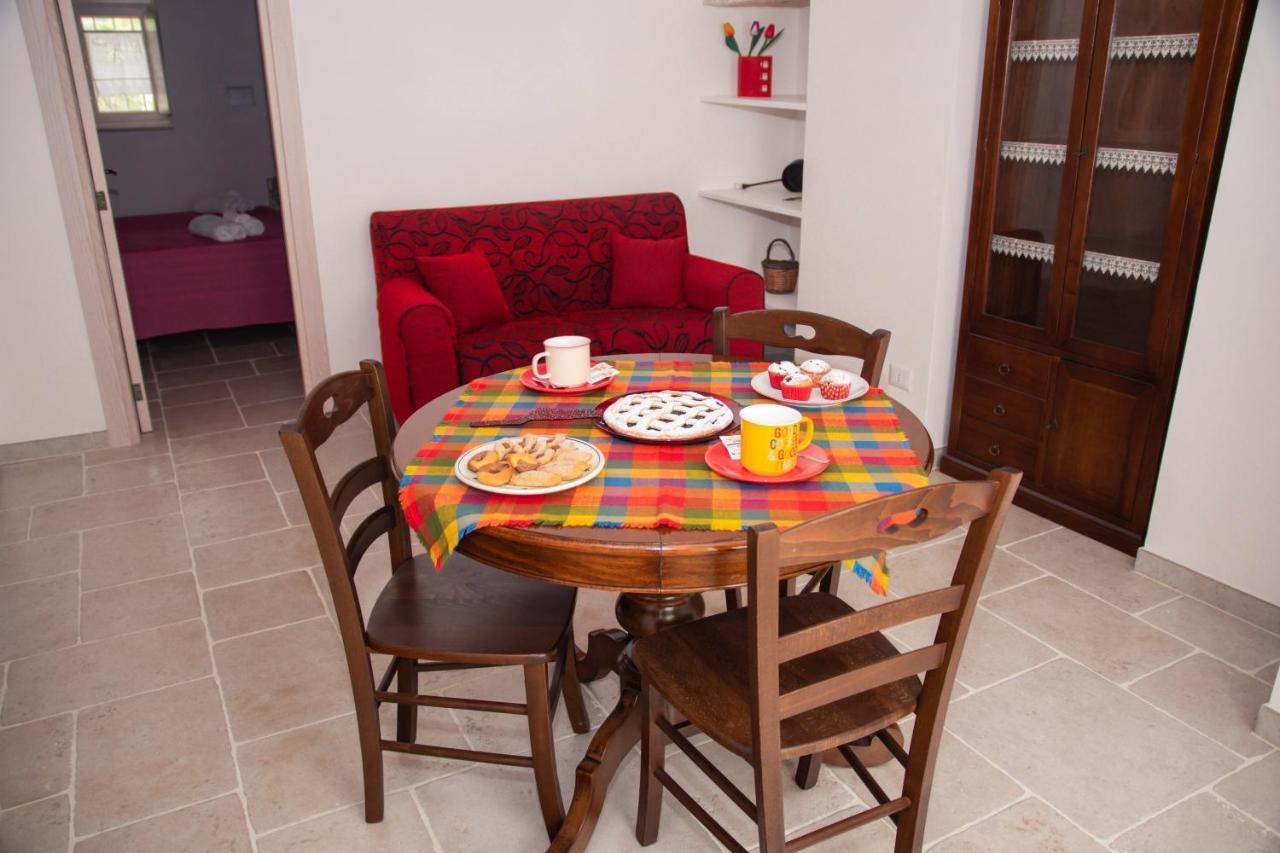 Trulli Donna Isabella Bed & Breakfast Locorotondo Bagian luar foto