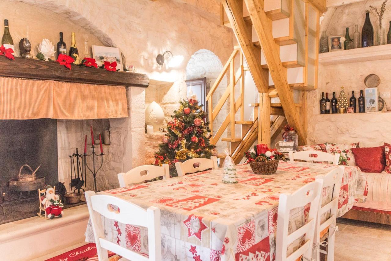 Trulli Donna Isabella Bed & Breakfast Locorotondo Bagian luar foto