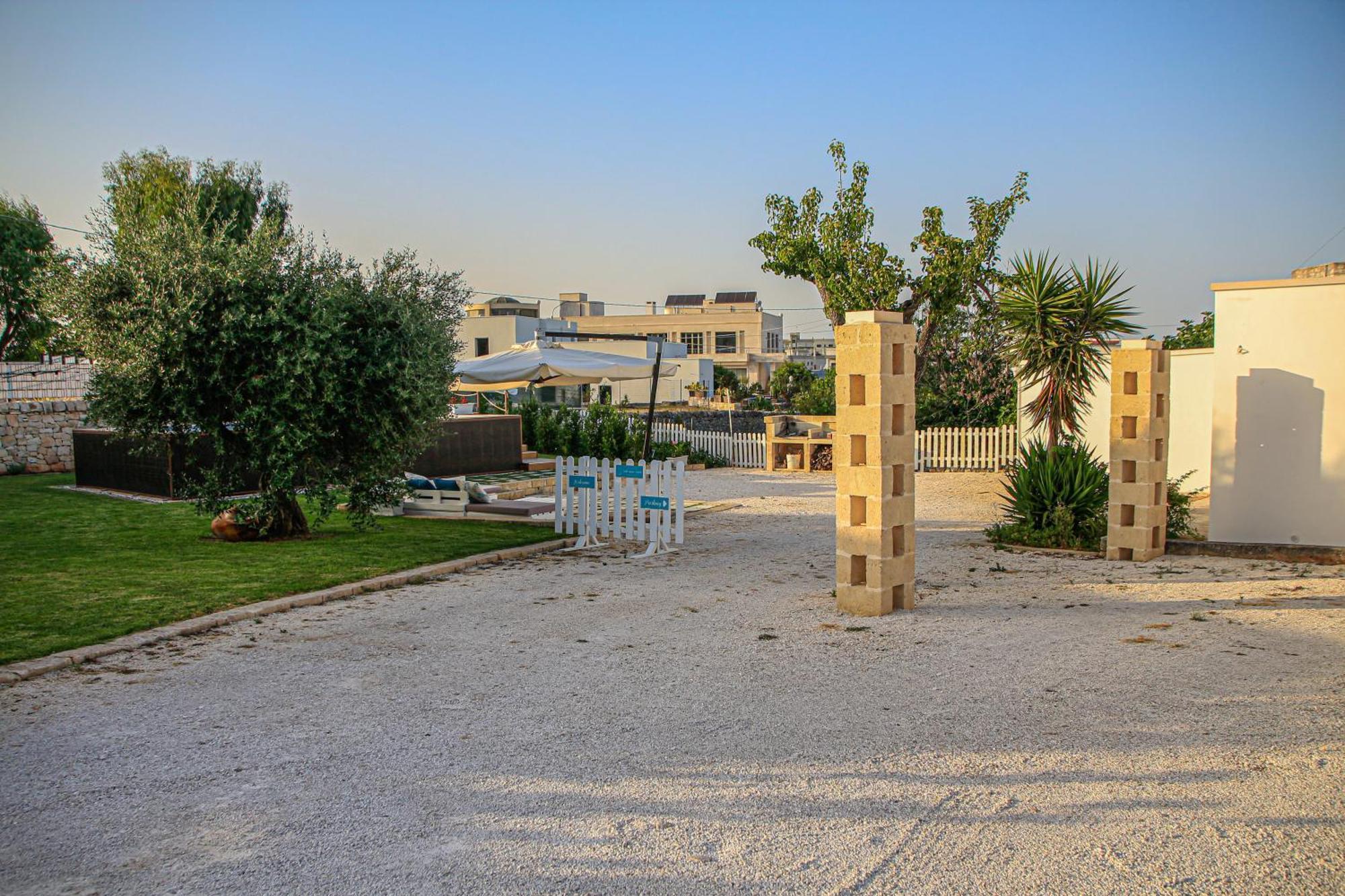 Trulli Donna Isabella Bed & Breakfast Locorotondo Bagian luar foto